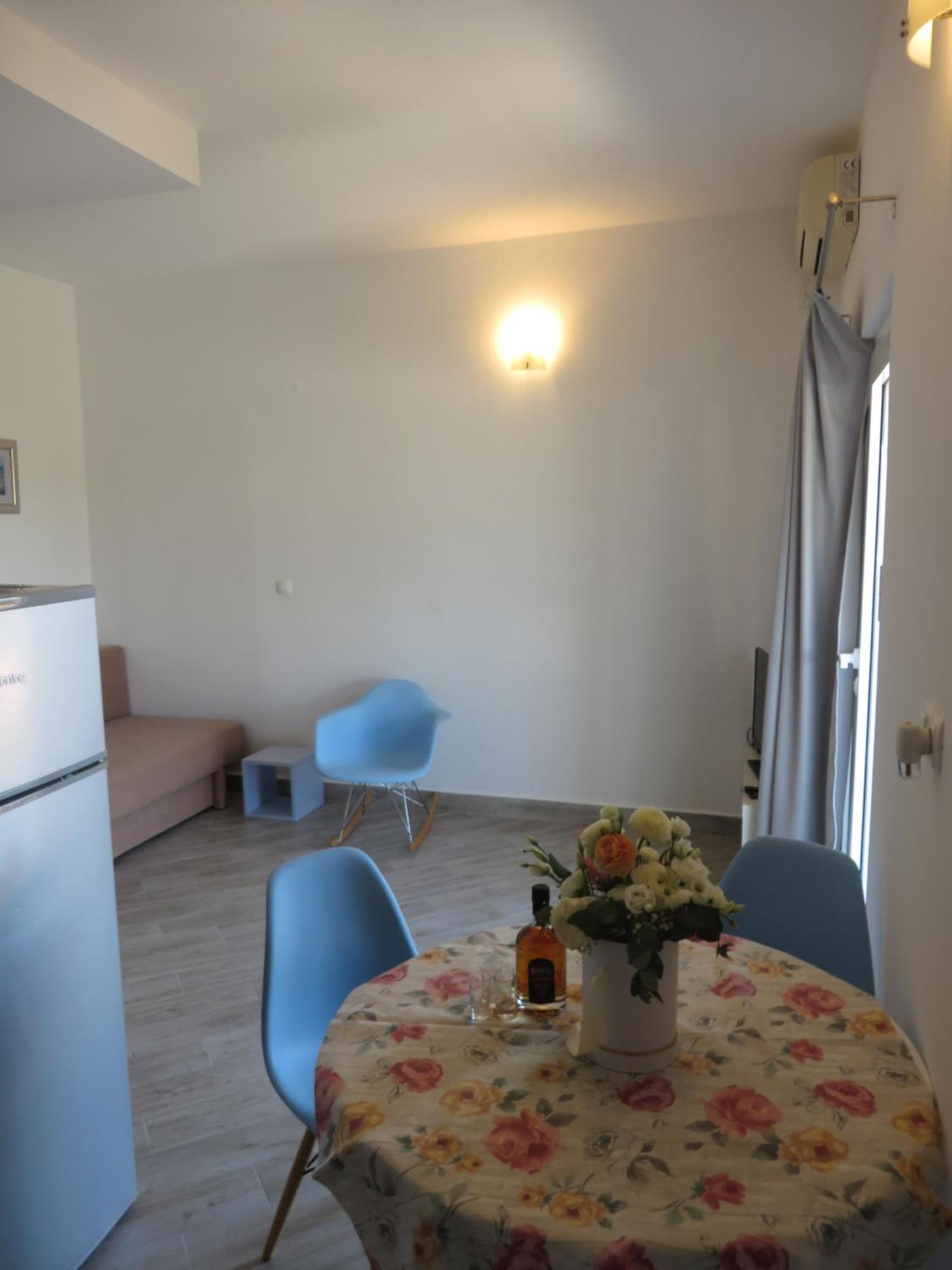 Apartments Tonka Pakoštane Habitación foto
