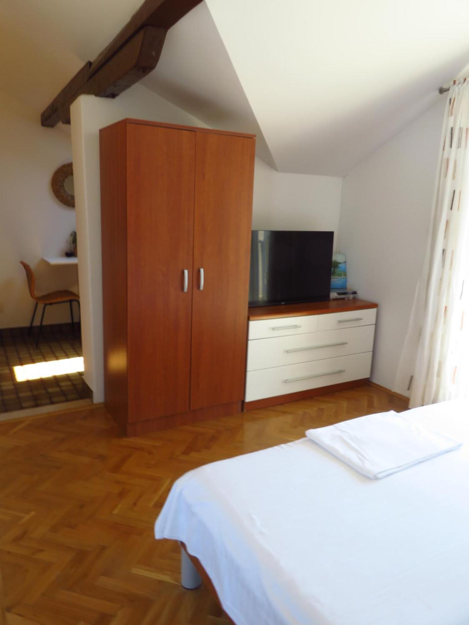 Apartments Tonka Pakoštane Habitación foto